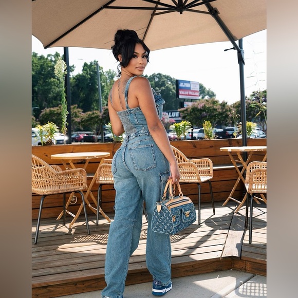 Zara Woman TRF Denim Cargo Jumpsuit Size. Medium Brand New Without Tag*** - Picture 5 of 6